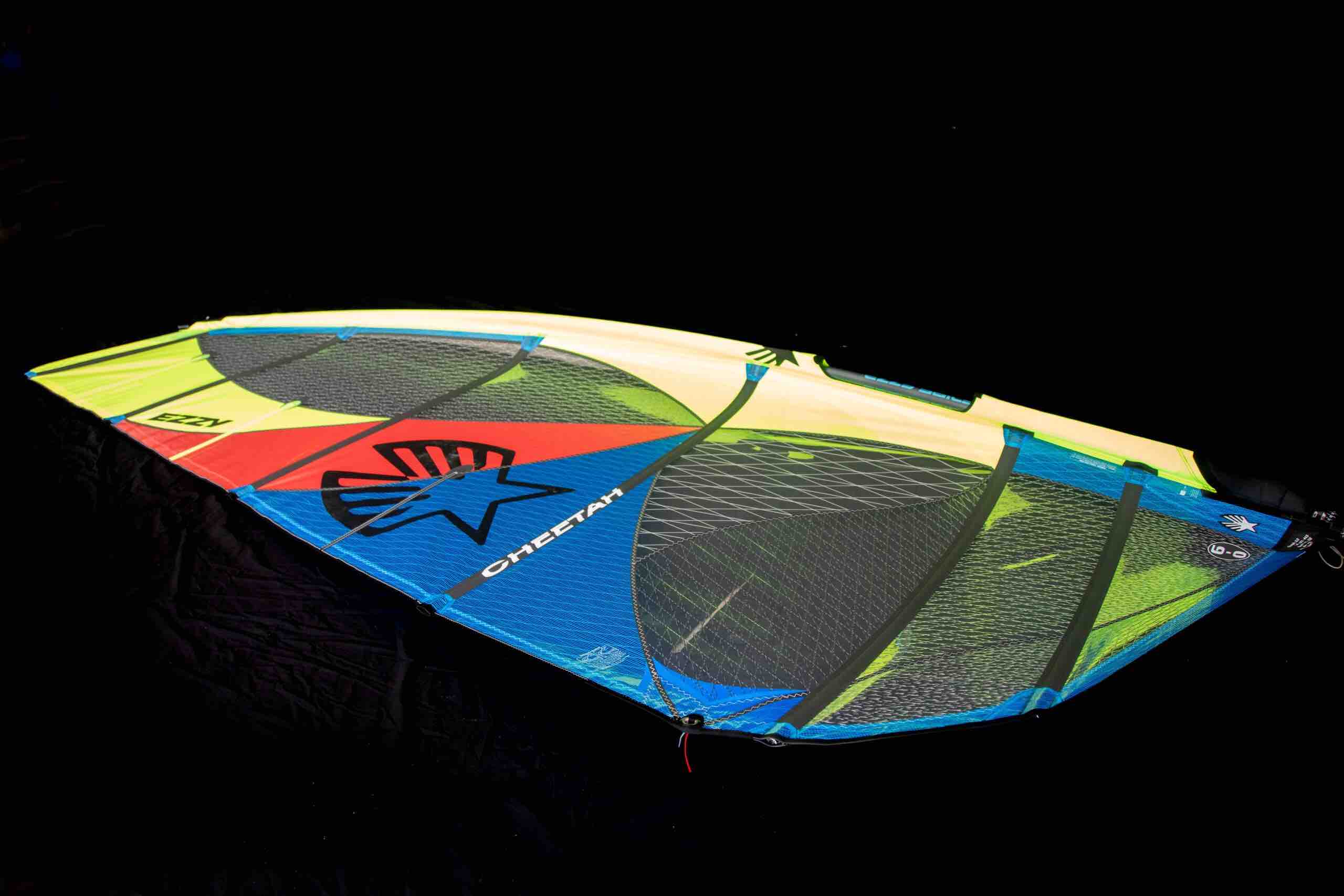 Ezzy Cheetah Windsurfing Sail 2026 - Image 4