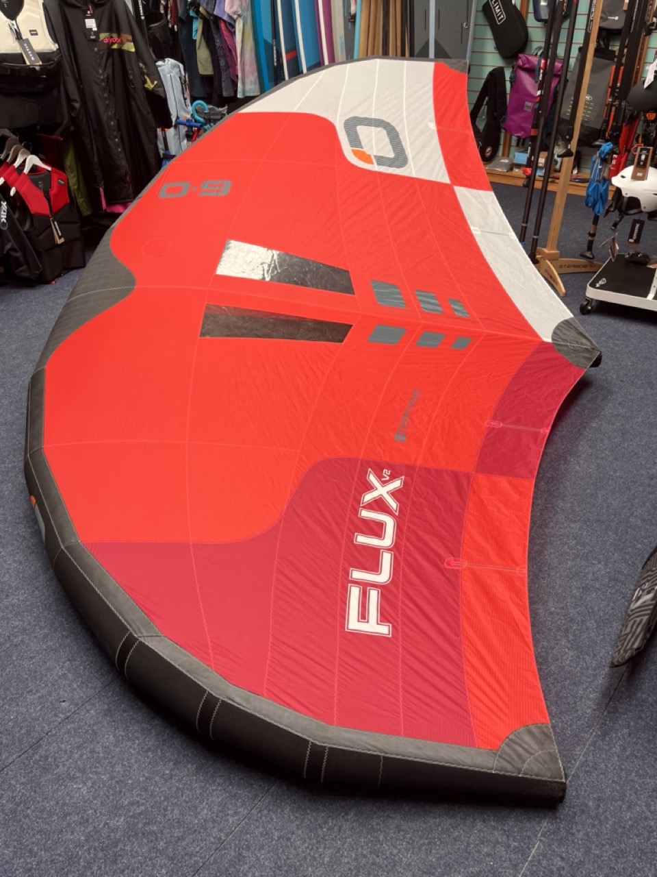 Used Ozone Flux V2 Wing 2026