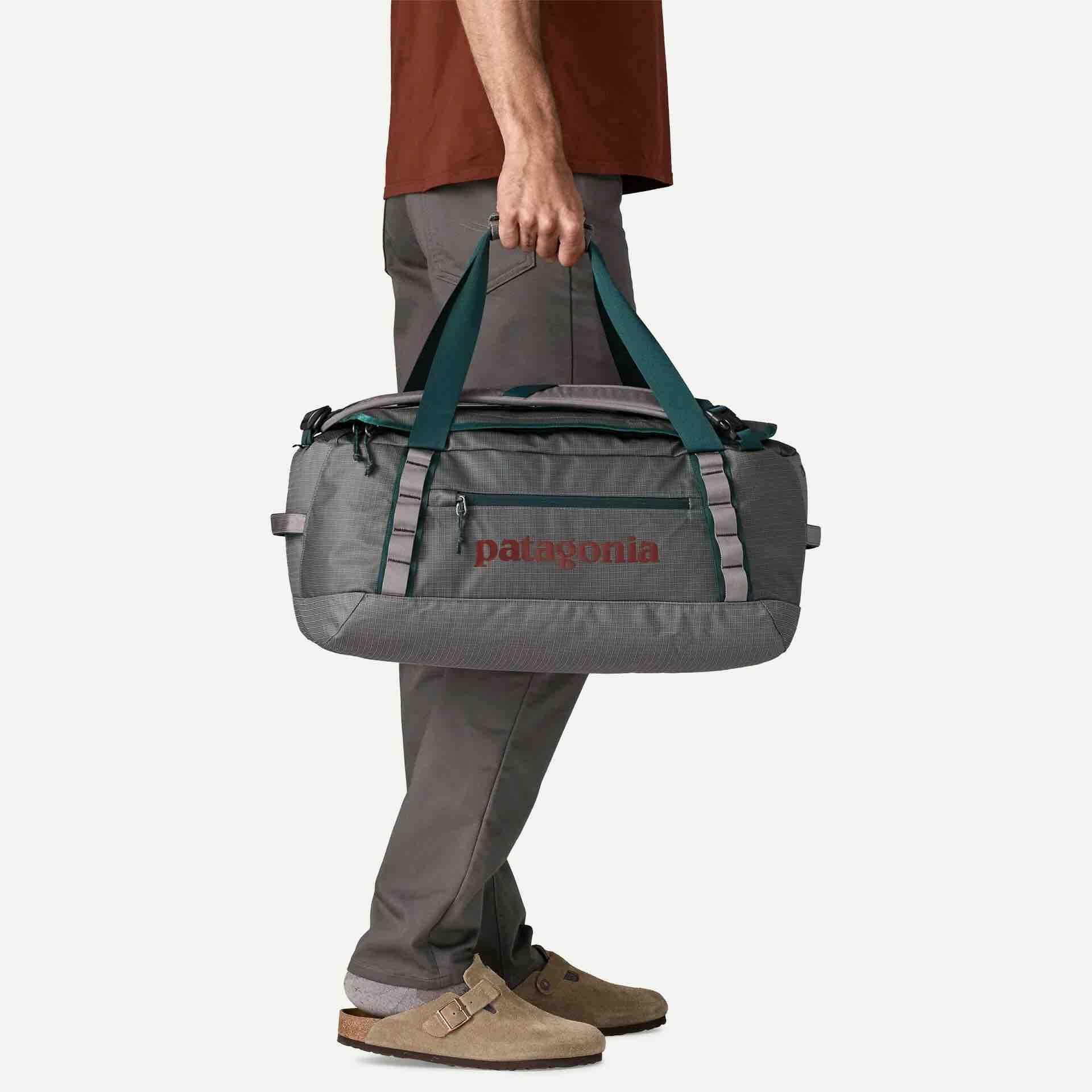 Patagonia Black Hole Duffle 40L Travel Bag - Image 4