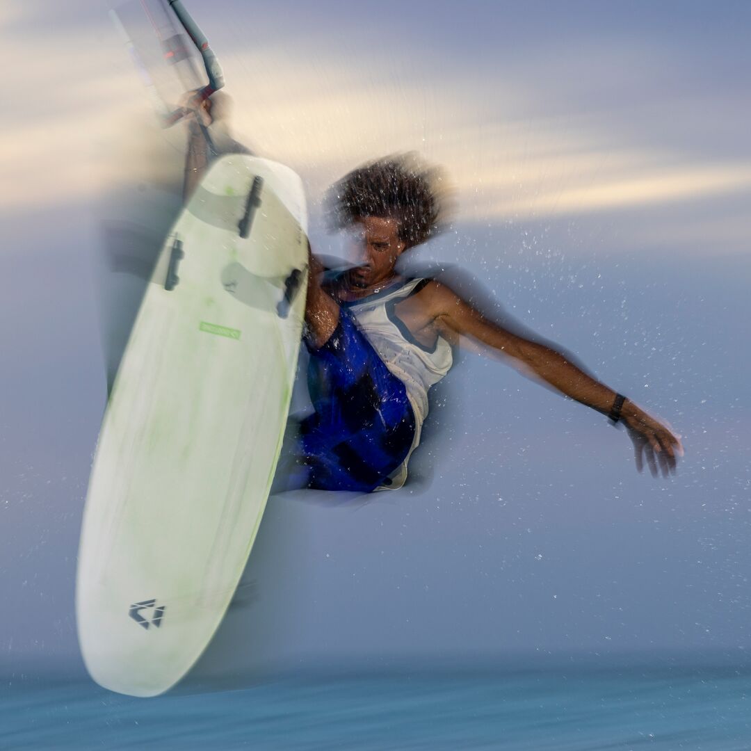 Duotone Neo SLS Kitesurfing Kite 2027 - Image 19
