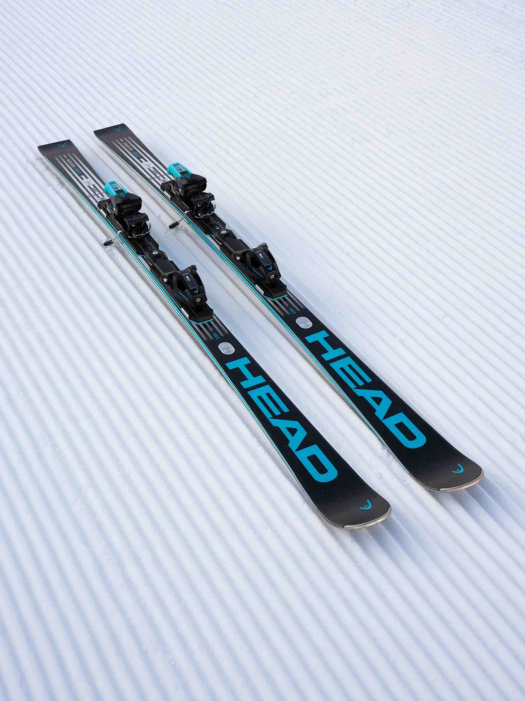 Head E-Race Men's Skis + FF 14 GW Binding 2027 - Image 3