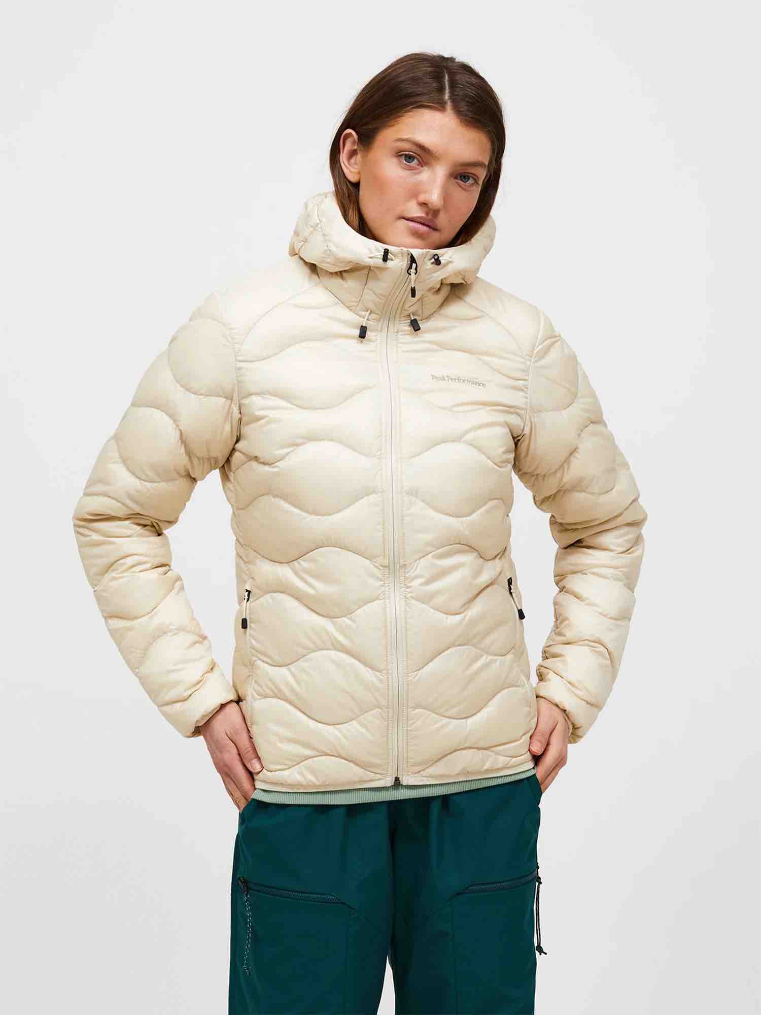 Peak Performance Helium Down Hood Women's Jacket - Image 4