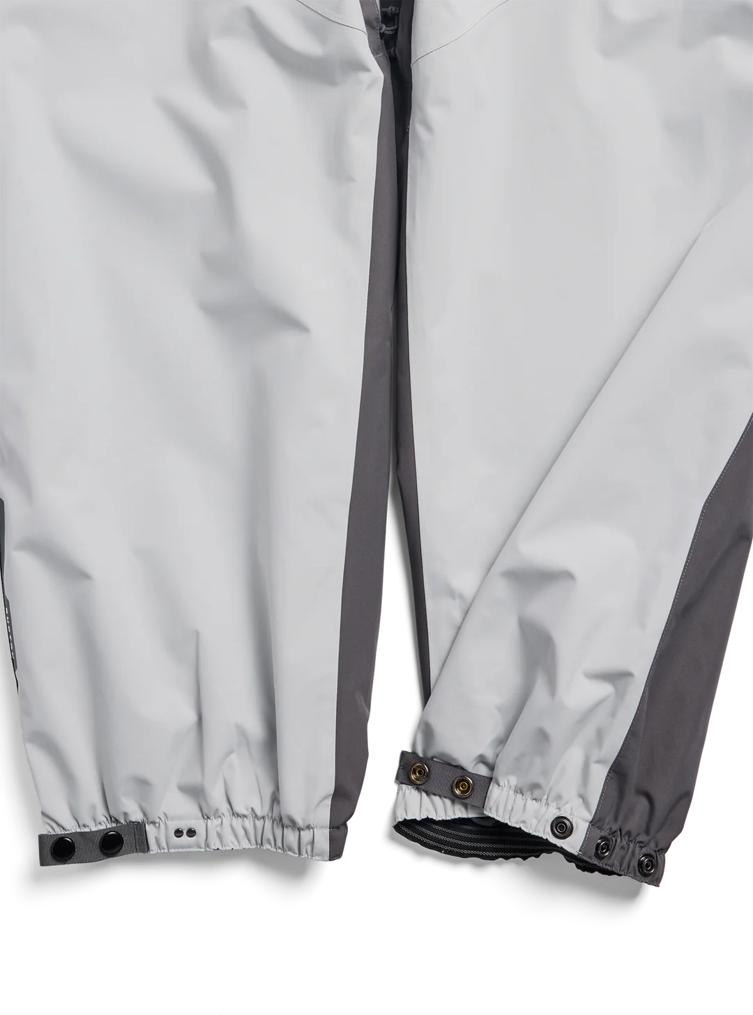 Burton Reserve 2L Men's Relaxed Snowboard Pant 2027 - Image 2