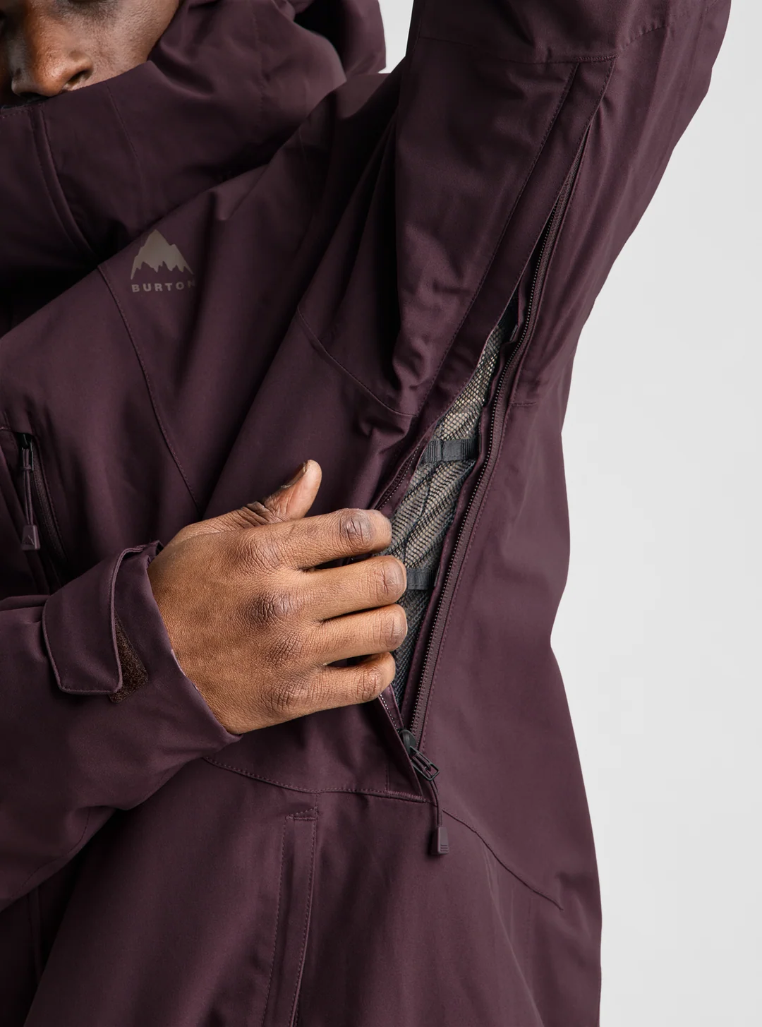 Burton Reserve 2L Men's Stretch Slim Snowboard Jacket 2027 - Image 5
