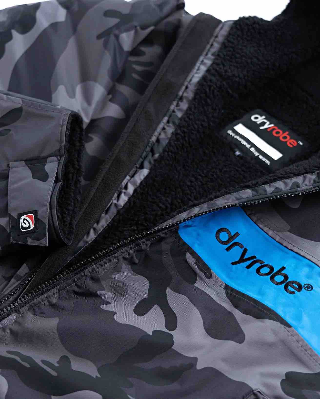 Dryrobe Advance Long Sleeve Adult Changing Robe - Image 3